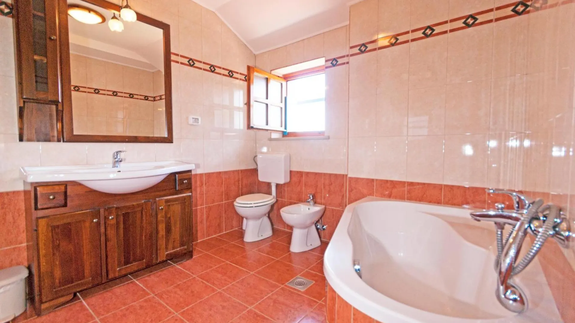 Villa Zupanov Dvor, A Beautiful Stone Villa With An Expansive Garden Foli 0*,  Croazia