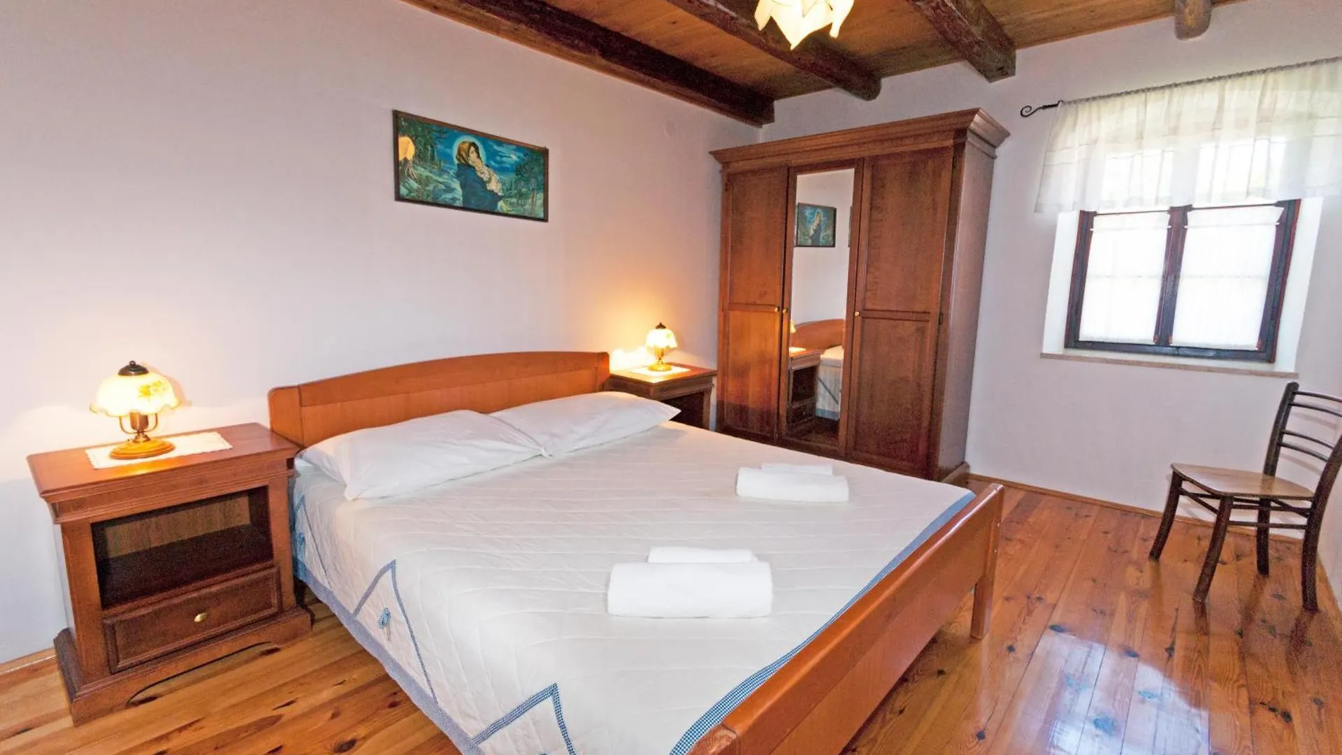 Holiday home Villa Zupanov Dvor, A Beautiful Stone Villa With An Expansive Garden Foli Croatia